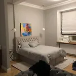 Modern Apartment In The Old Town